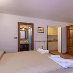 Casa Ulmi Con Piscina Bed & Breakfast Uggiano La Chiesa