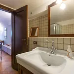 Casa Ulmi Con Piscina