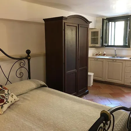 Bed & Breakfast Casa Ulmi Con Piscina
