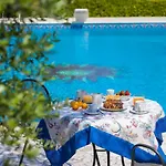 Bed & Breakfast Casa Ulmi Con Piscina