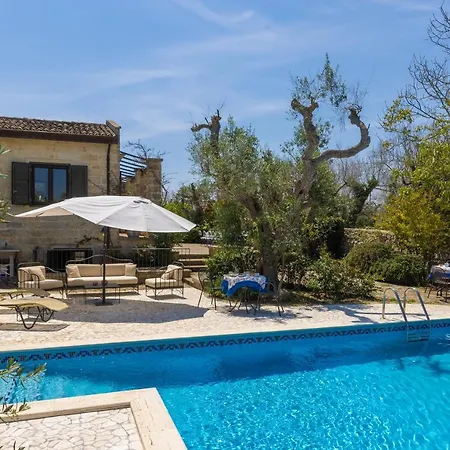 Bed & Breakfast Casa Ulmi Con Piscina Uggiano La Chiesa