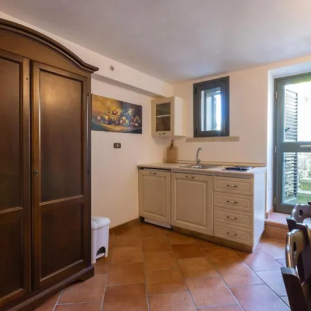 Bed & Breakfast Casa Ulmi Con Piscina 4*