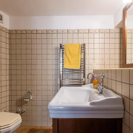 Casa Ulmi Con Piscina B&B