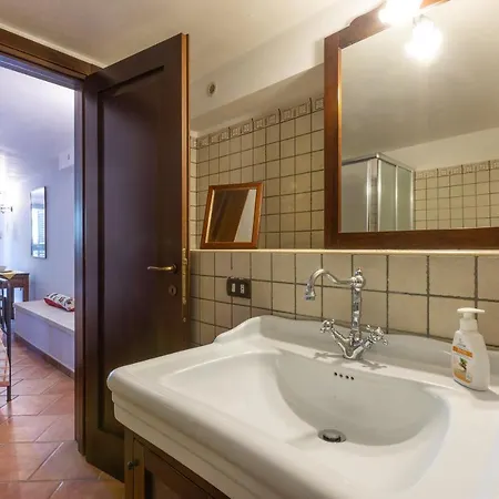 Casa Ulmi Con Piscina