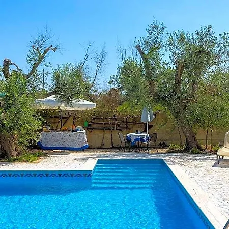 Bed & Breakfast Casa Ulmi Con Piscina Uggiano La Chiesa