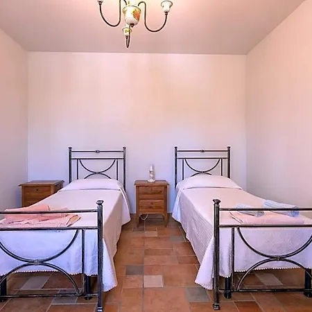Bed & Breakfast Casa Ulmi Con Piscina