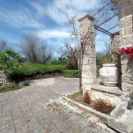 Casa Ulmi Con Piscina