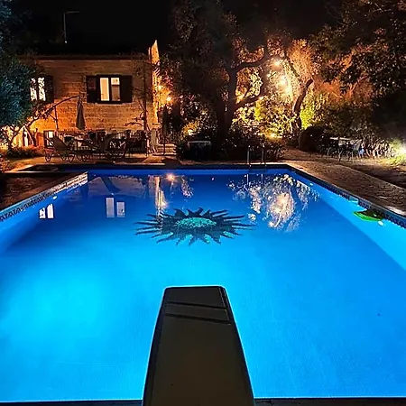 Bed and breakfast Casa Ulmi Con Piscina 4*