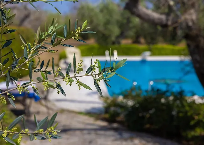 Casa Ulmi Con Piscina Bed & Breakfast