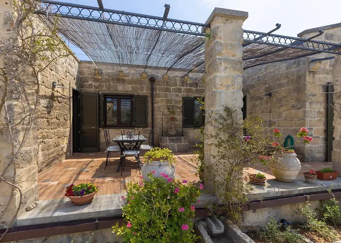 Casa Ulmi Con Piscina Bed & Breakfast Uggiano La Chiesa