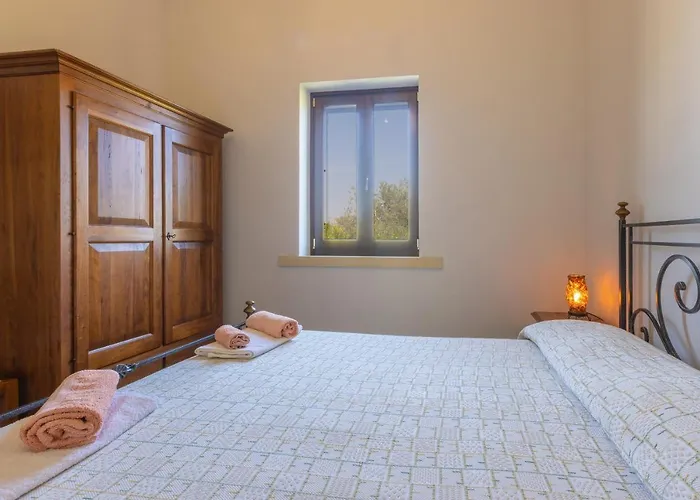 Casa Ulmi Con Piscina Bed & Breakfast Uggiano La Chiesa