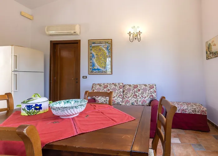 Casa Ulmi Con Piscina 4*