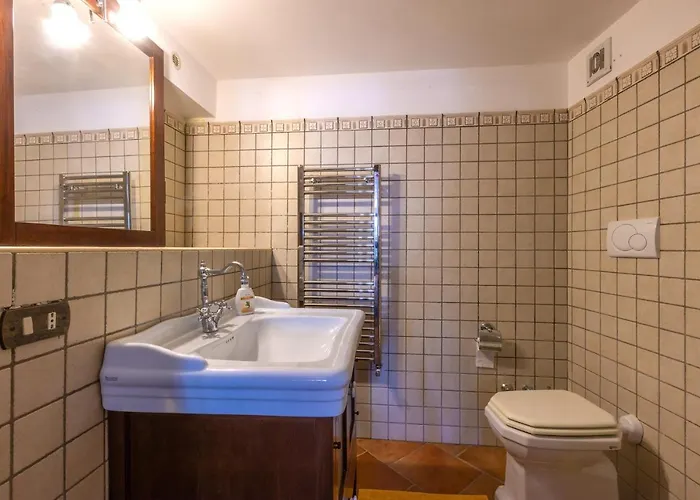 Casa Ulmi Con Piscina 4*