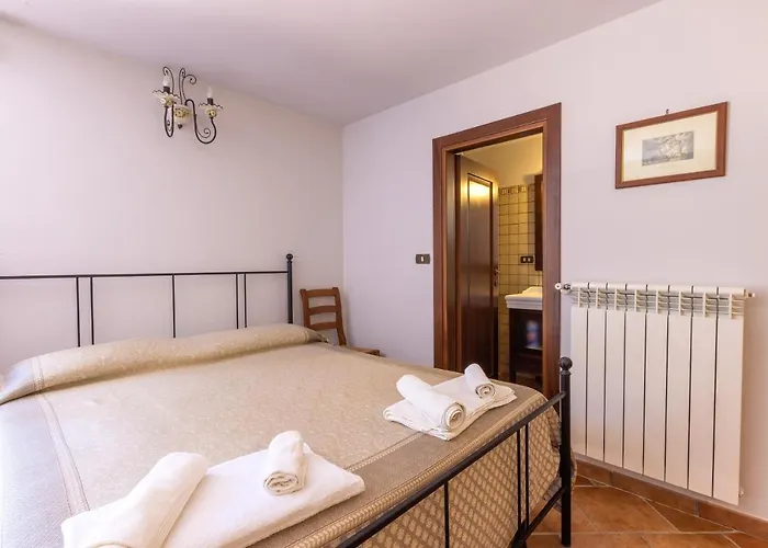 Casa Ulmi Con Piscina Bed & Breakfast 4*