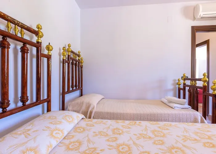 Casa Ulmi Con Piscina